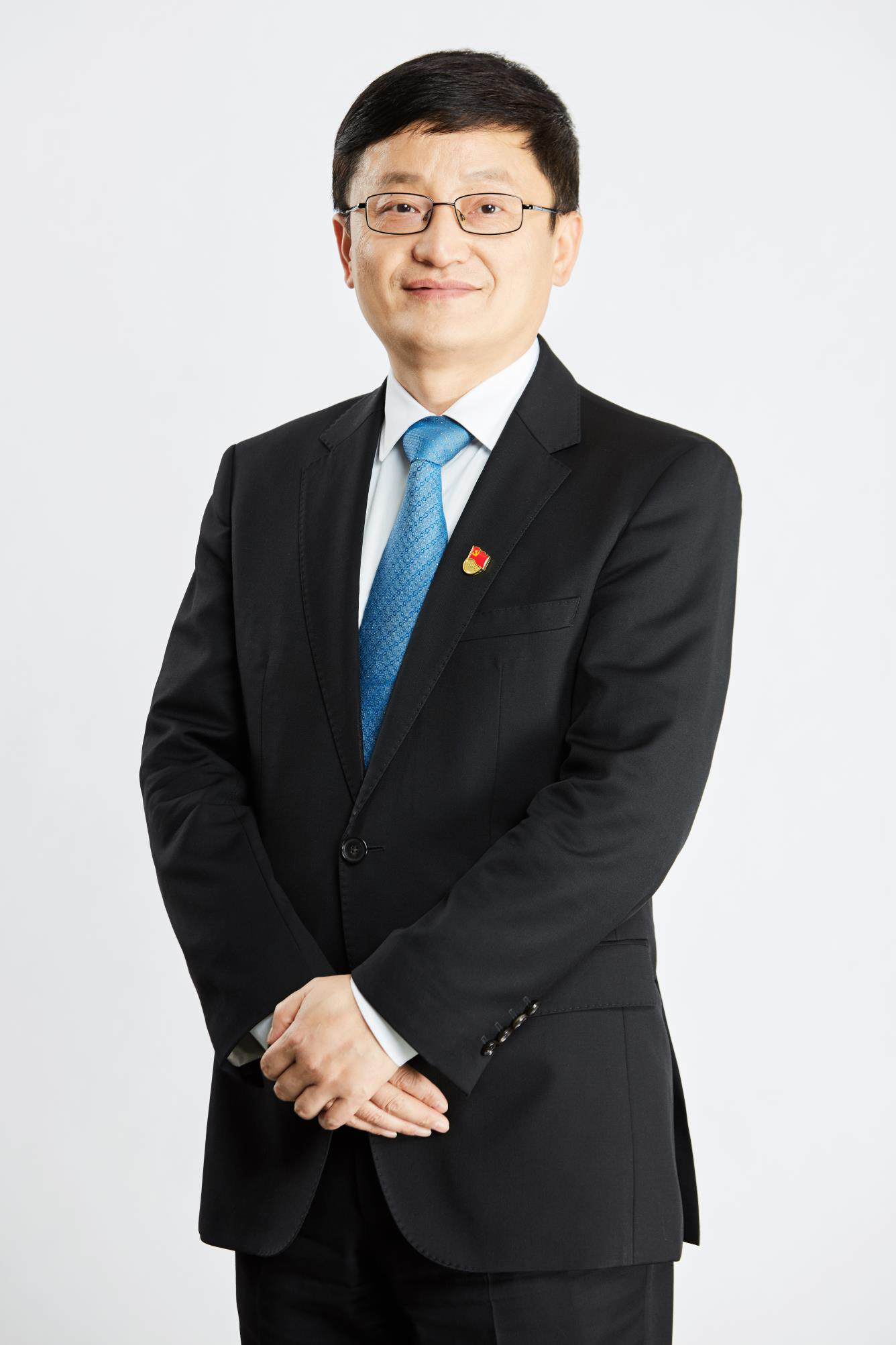杨斌.png